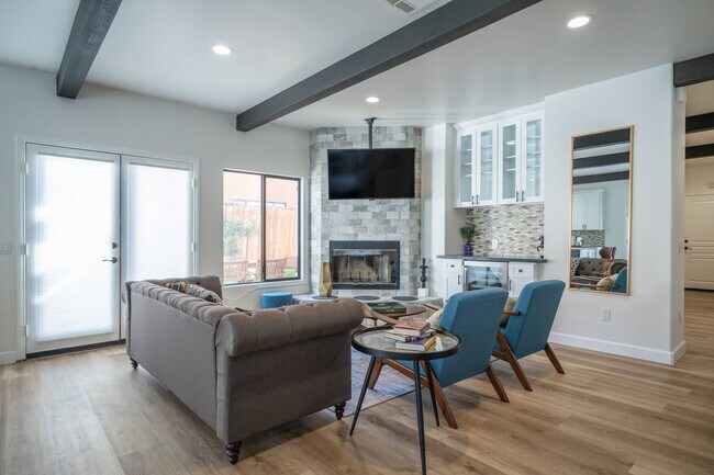 living - 54525 Avenida Obregon