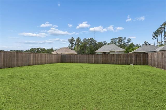 Building Photo - 60407 Vermillion Dr