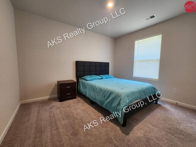 Building Photo - 1603 U W Clemon Dr
