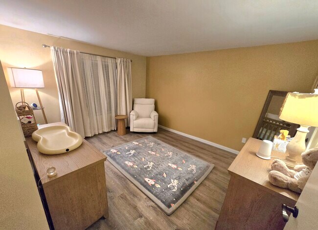 Building Photo - 9 Balsam Ct