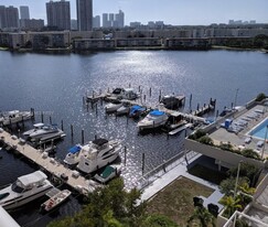 Building Photo - 18061 Biscayne Blvd