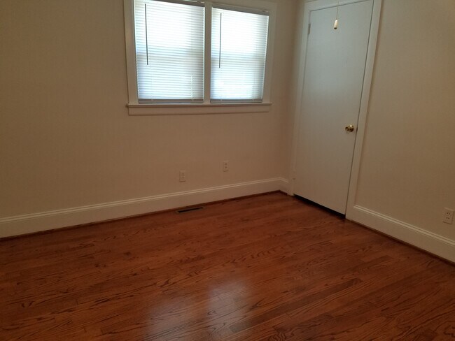 Bedroom #3. - 115 N Warren St