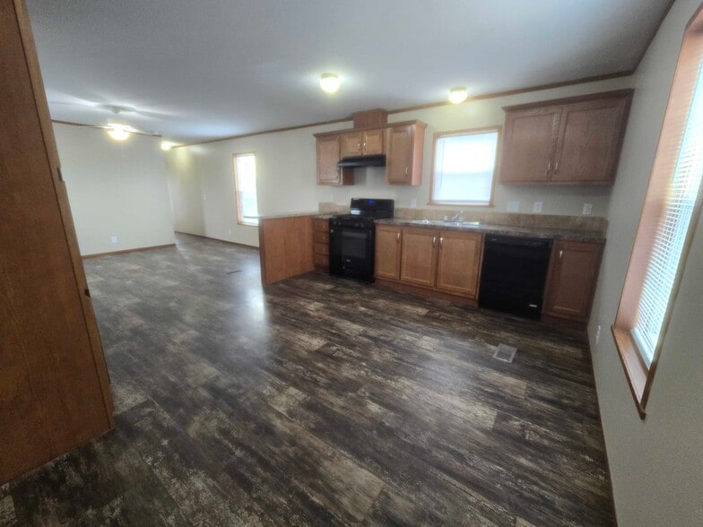 Building Photo - 3510 N 9th St