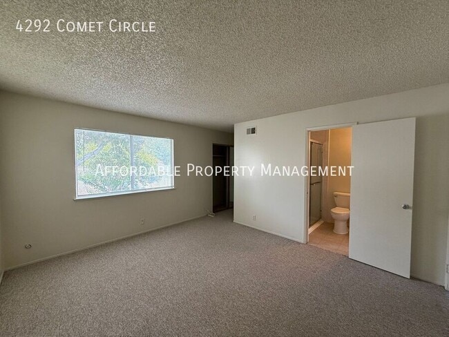 Building Photo - 4292 Comet Cir
