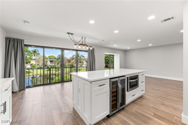 Building Photo - 1890 Bald Eagle Dr