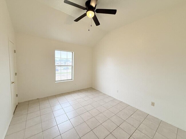 Building Photo - 1210 Industrial Apt C
