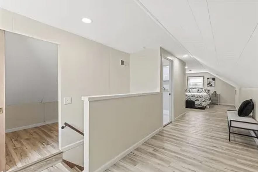 Building Photo - 3833 S 58th St