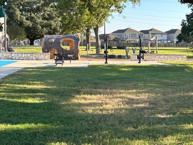 Building Photo - 17630 Chisel Plow Dr