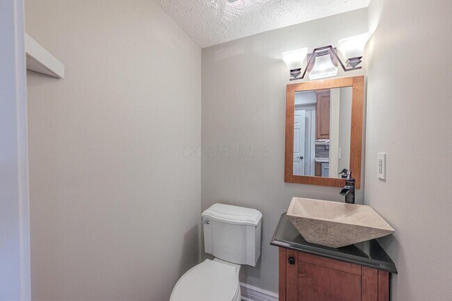 Building Photo - 7630 Alta View Blvd