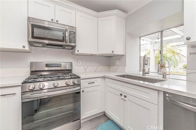 Building Photo - 12524 Lantana Dr