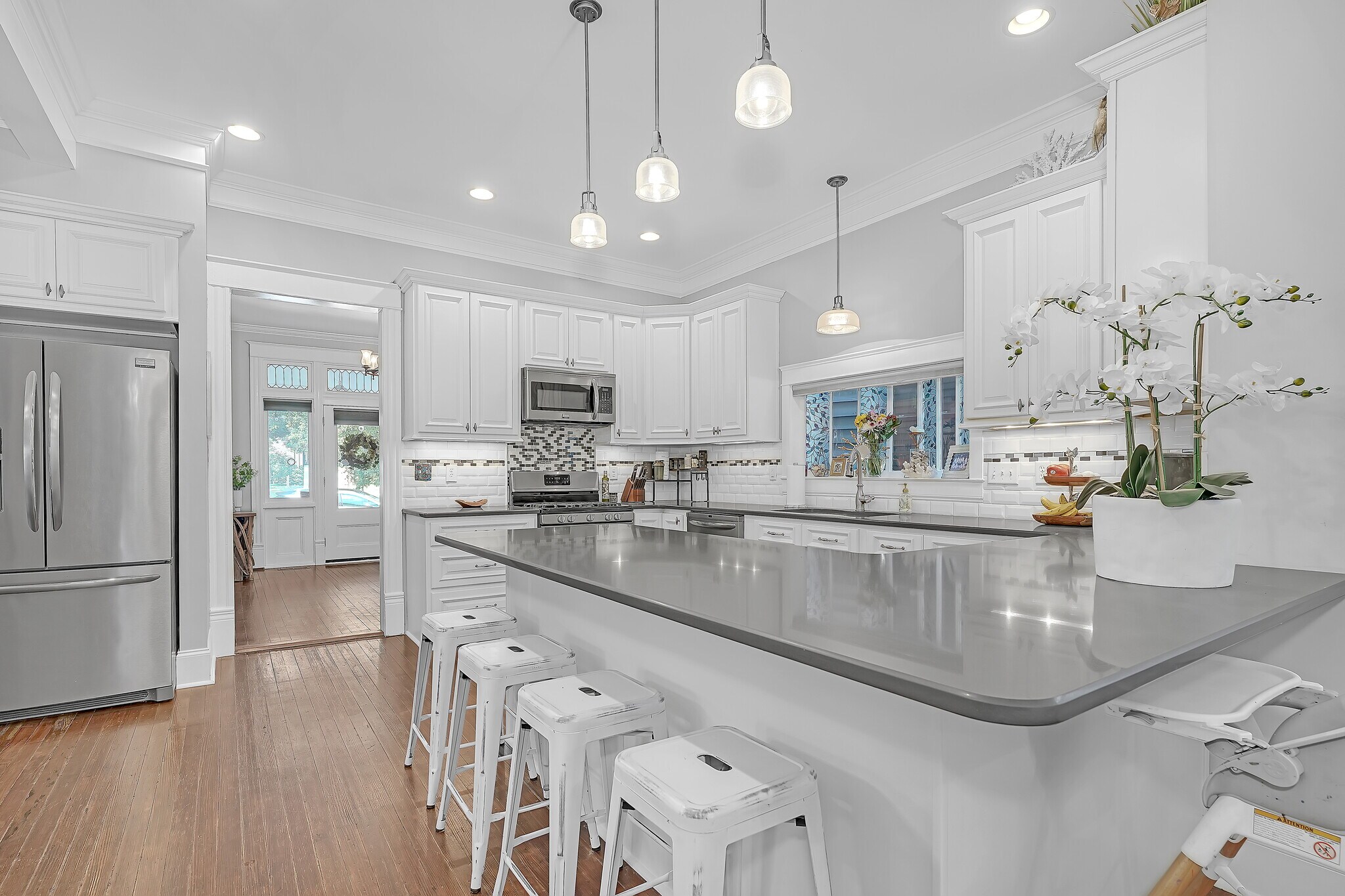 Building Photo - 312 N 5th Ave