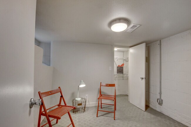 Bedroom 1 w/ Closet - 151 Grove St