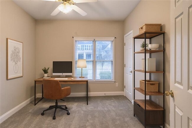 Building Photo - 3221 Summer Stream Ln