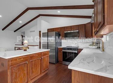 Building Photo - 728 Bristol Cir