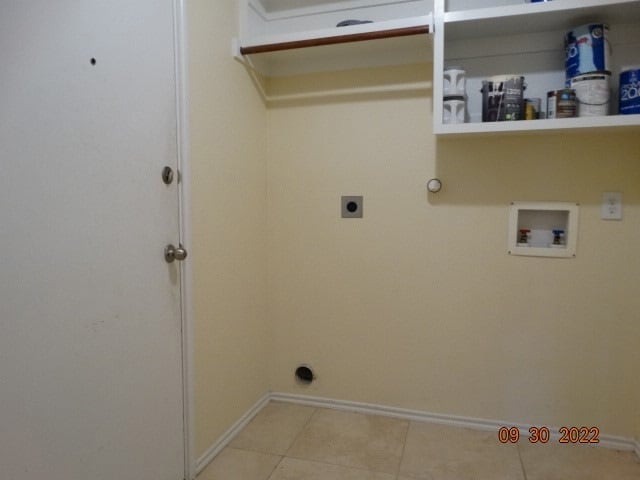 Building Photo - 9975 Red Cedar Dr