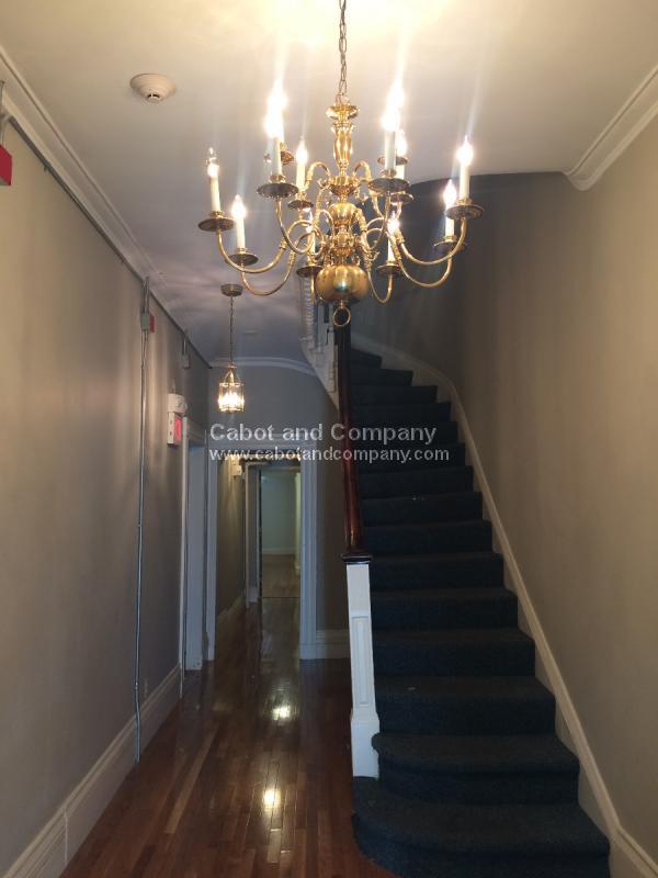 Building Photo - 85 Mount Vernon St