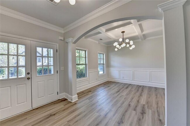 Building Photo - 4032 Ridge Grove Way