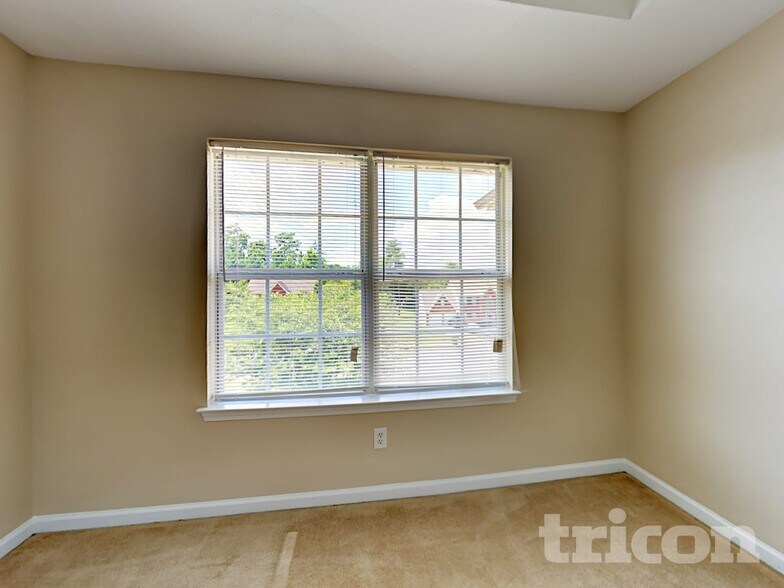 Building Photo - 9452 Carnes Crossing Cir