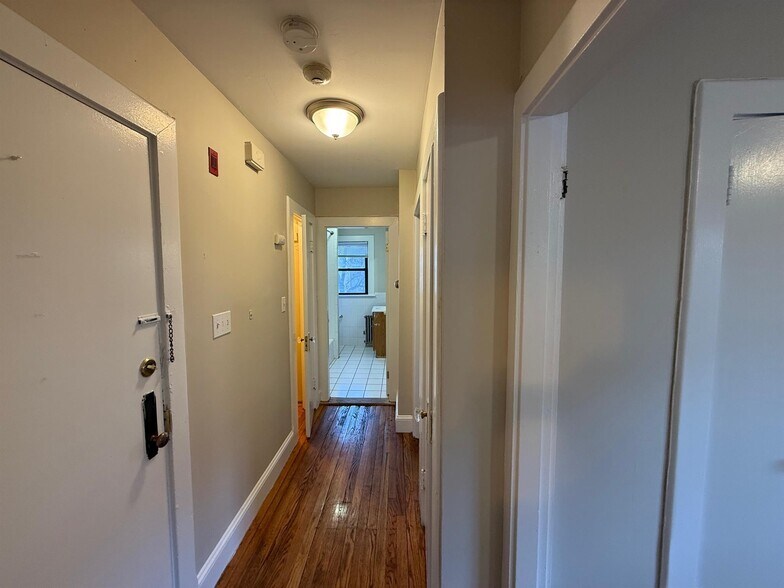 Building Photo - 50 Bishop Allen Dr