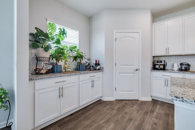 Building Photo - Luxury Meets Simplicity in This One-Story Ranch 3 Bed / 2.5 Bath