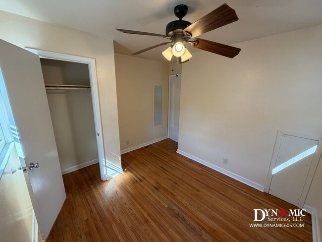 Building Photo - Updated 4+ Bedroom, 2 Bathroom House By Augustana University