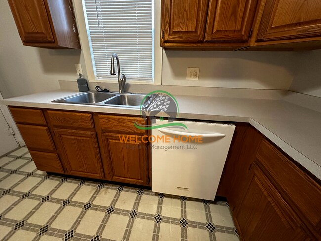 Building Photo - 22nd St