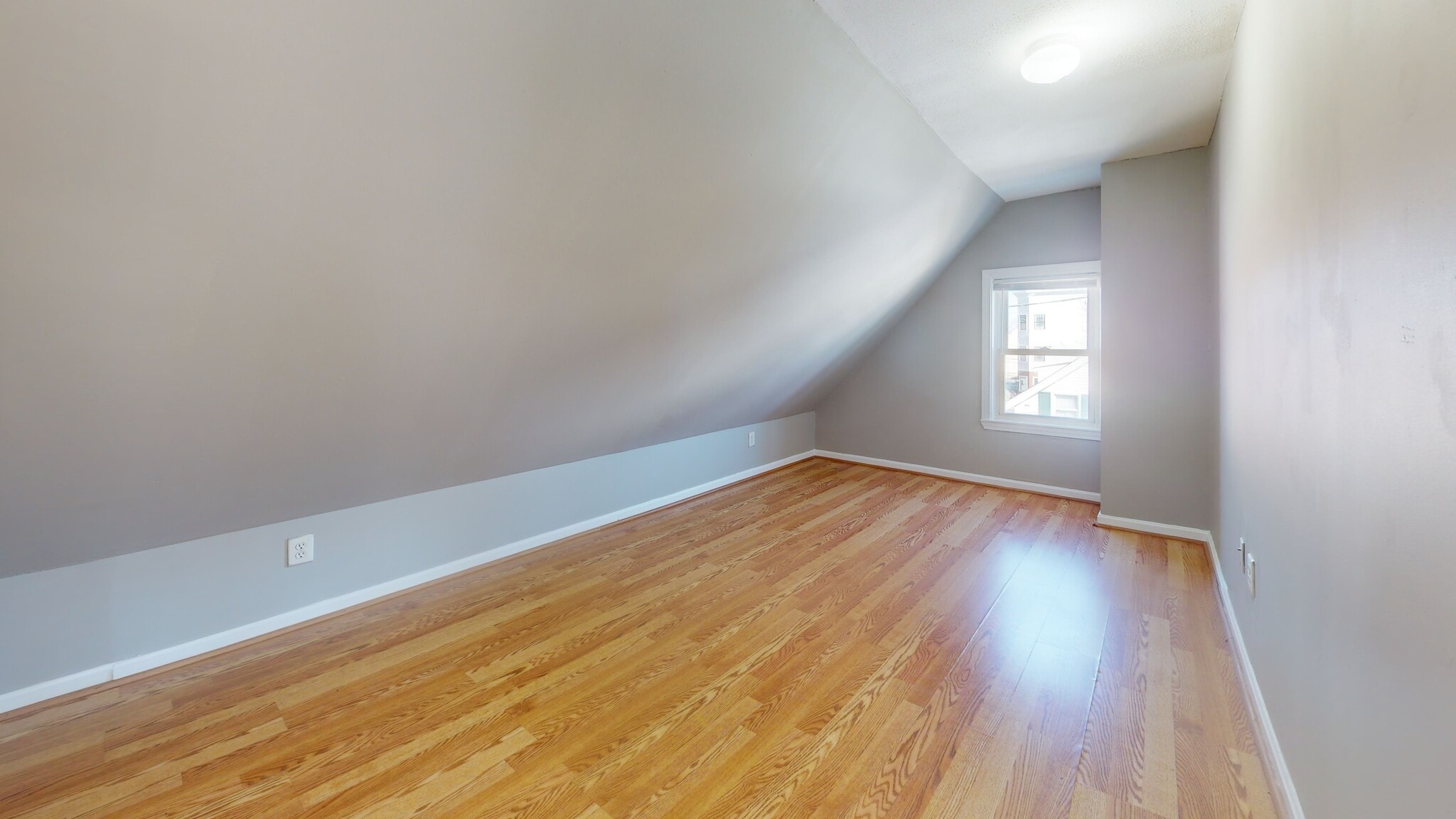 Building Photo - 50 Plymouth St