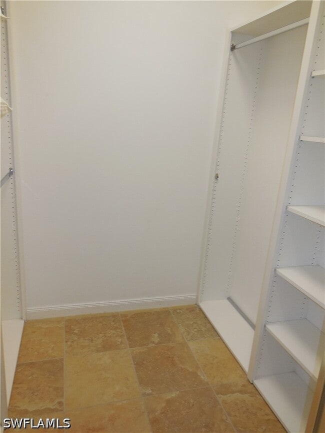 Building Photo - 8539 Alessandria Ct