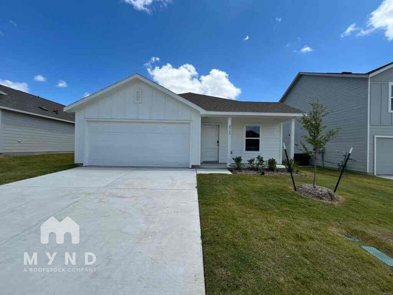 Primary Photo - 2733 Mistwood Dr