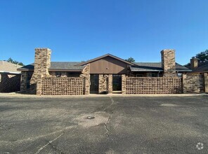 Building Photo - 2311 Haynes Ave