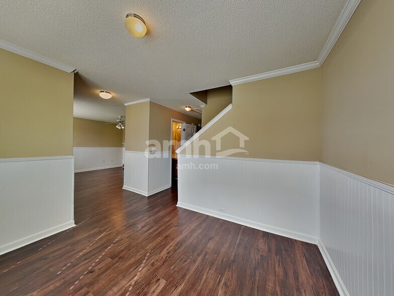 Building Photo - 706 Bellmeade Bay Dr