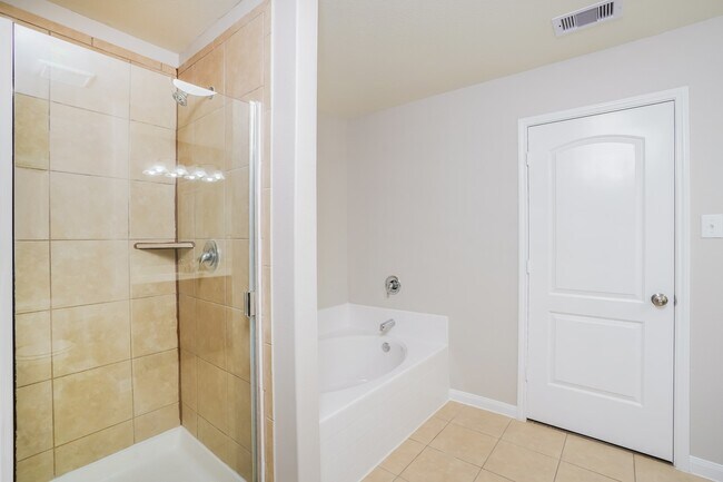 Building Photo - 5155 Cottage Creek Ln