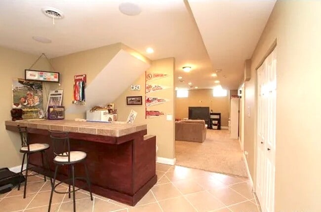 Building Photo - 2645 Westinghouse Dr