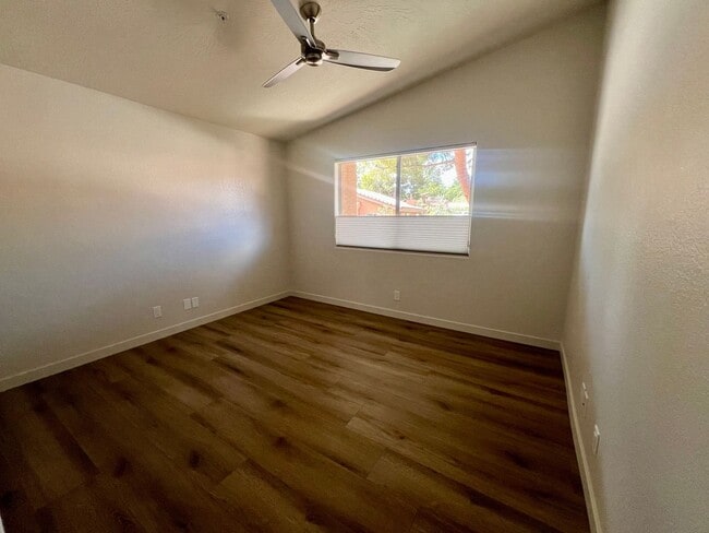 Building Photo - Unfurnished, 1-year long-term rental, Procure Only