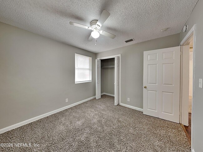 Building Photo - 6406 Harlow Blvd