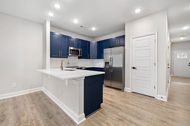 Building Photo - Luxury New 3BR Townhomes | Garage + Pool | 7 min to Fort Bragg