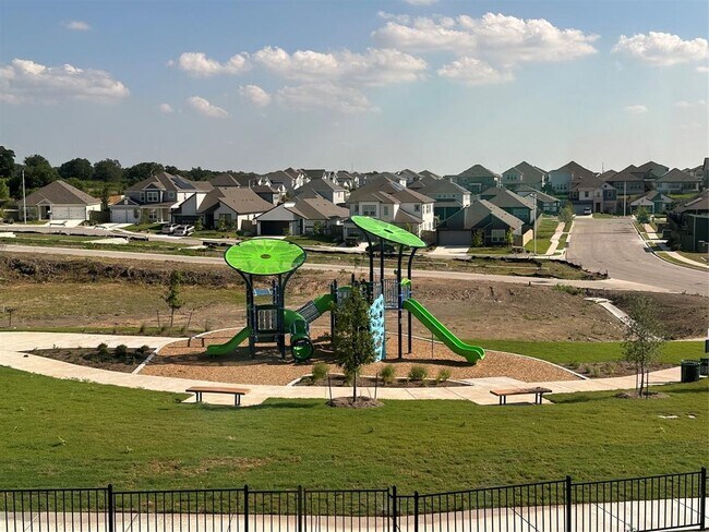 Building Photo - 9509 Demure Dr