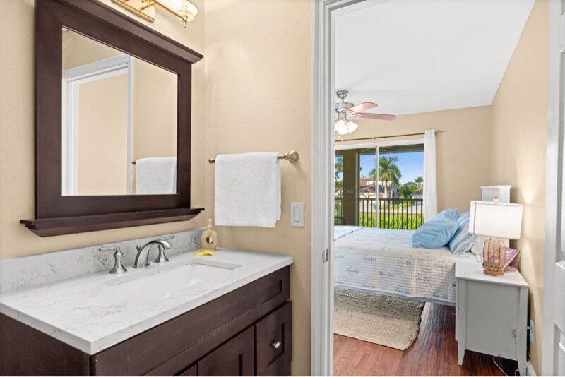 Building Photo - 5420 Chiquita Blvd S