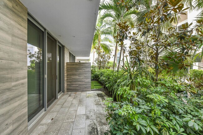 Building Photo - 4030 NW 18th Way