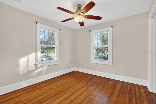 Building Photo - 2905 14th St N