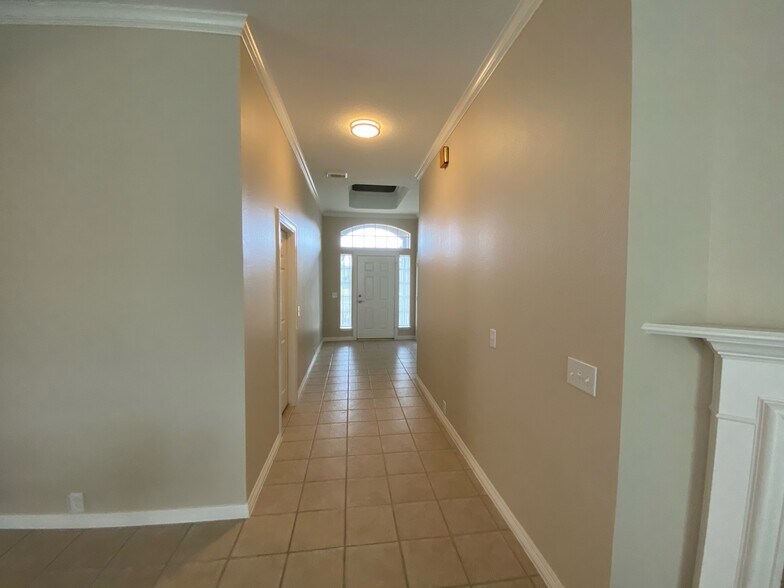 Building Photo - 19314 Colony Trail Ln