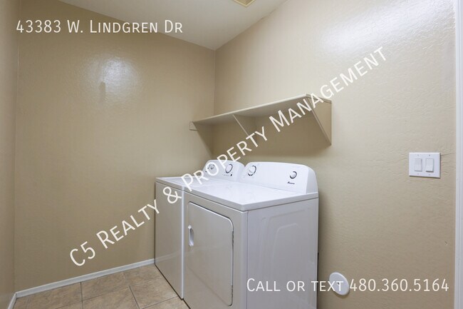 Building Photo - 43383 Lindgren Dr