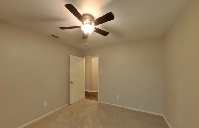 Building Photo - Classic Design with Room to Grow  3-Bedroom Beauty