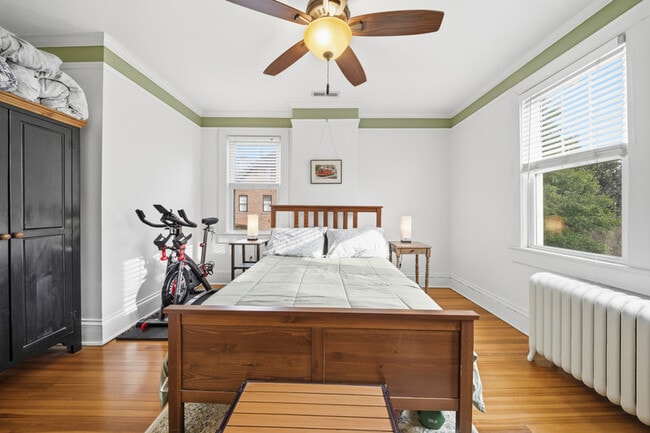 Building Photo - 710 Georgia Ave