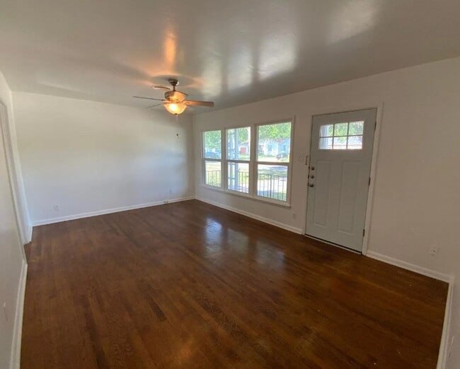 Building Photo - 3bd/1ba Temple TX 76504