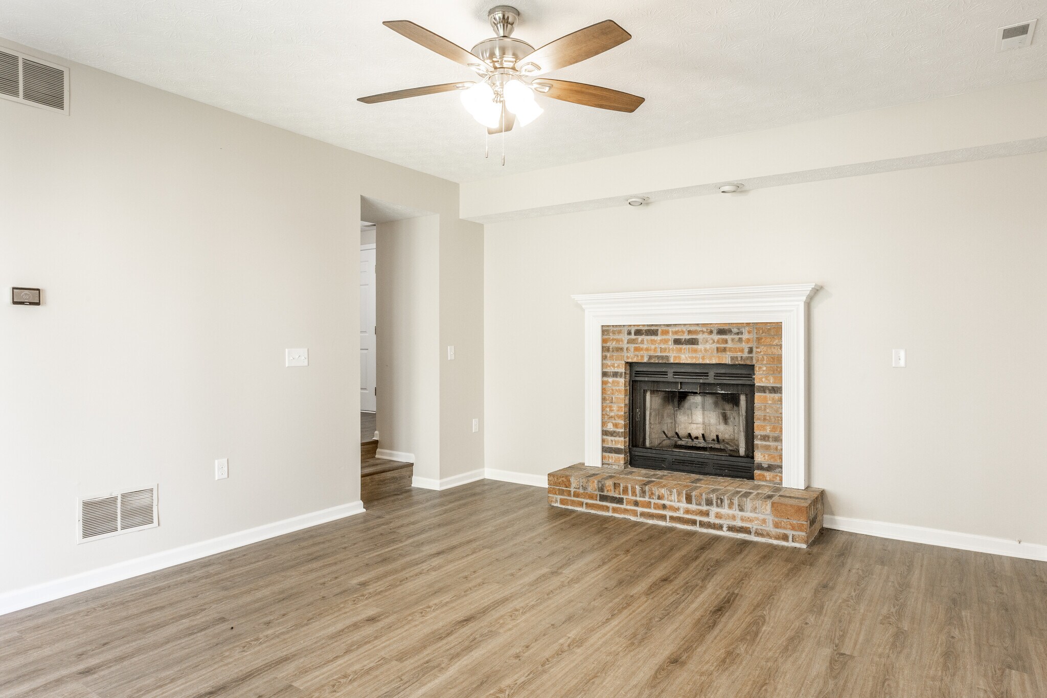 Building Photo - 6130 Bethesda Way