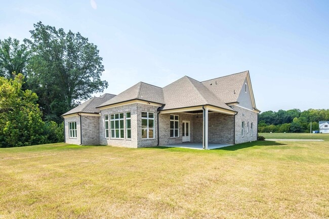 Building Photo - 5030 Jon Oak Dr