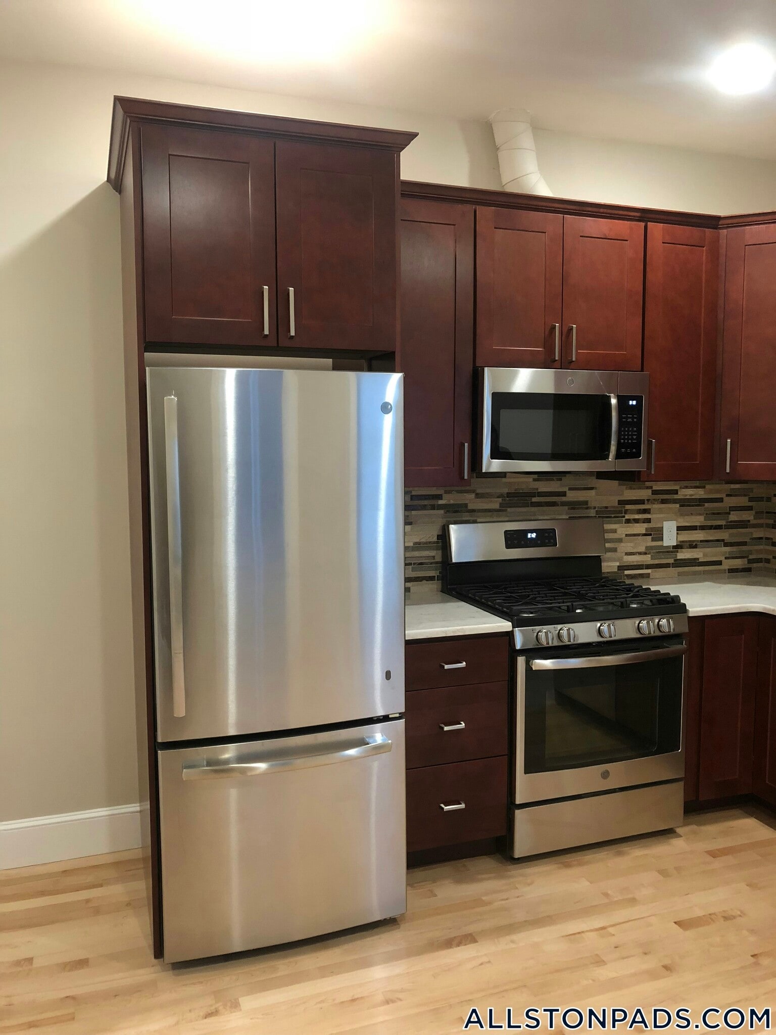 Building Photo - 45 Pratt St