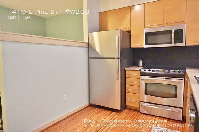 Building Photo - Braeburn Apartment