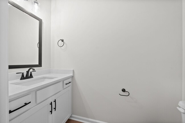 Building Photo - New Construction! GARBAGE/LAWN INCLUDED! N...